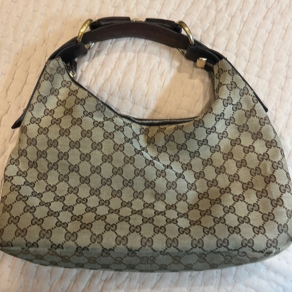Gucci shoulder purse